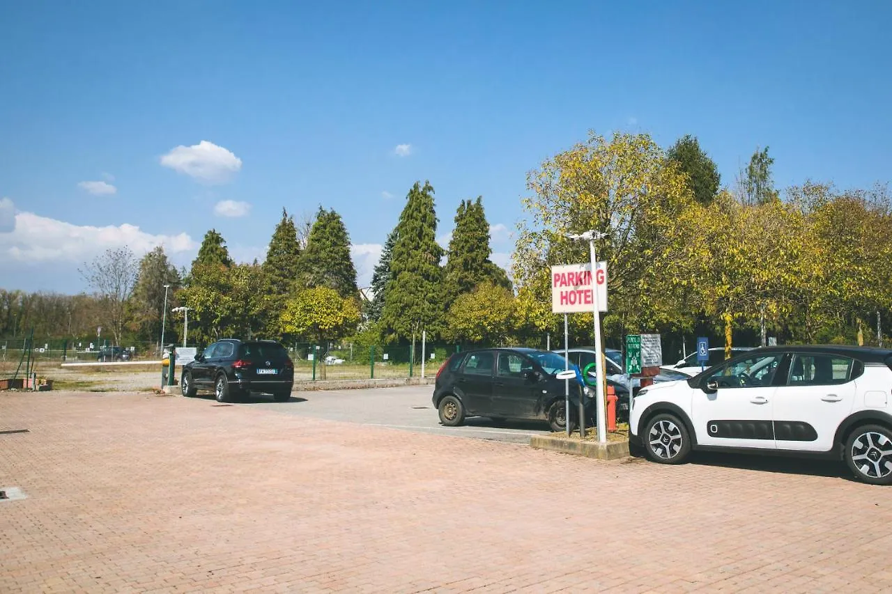 Hotel Holiday Inn Express Milan-Malpensa Airport By Ihg Somma Lombardo