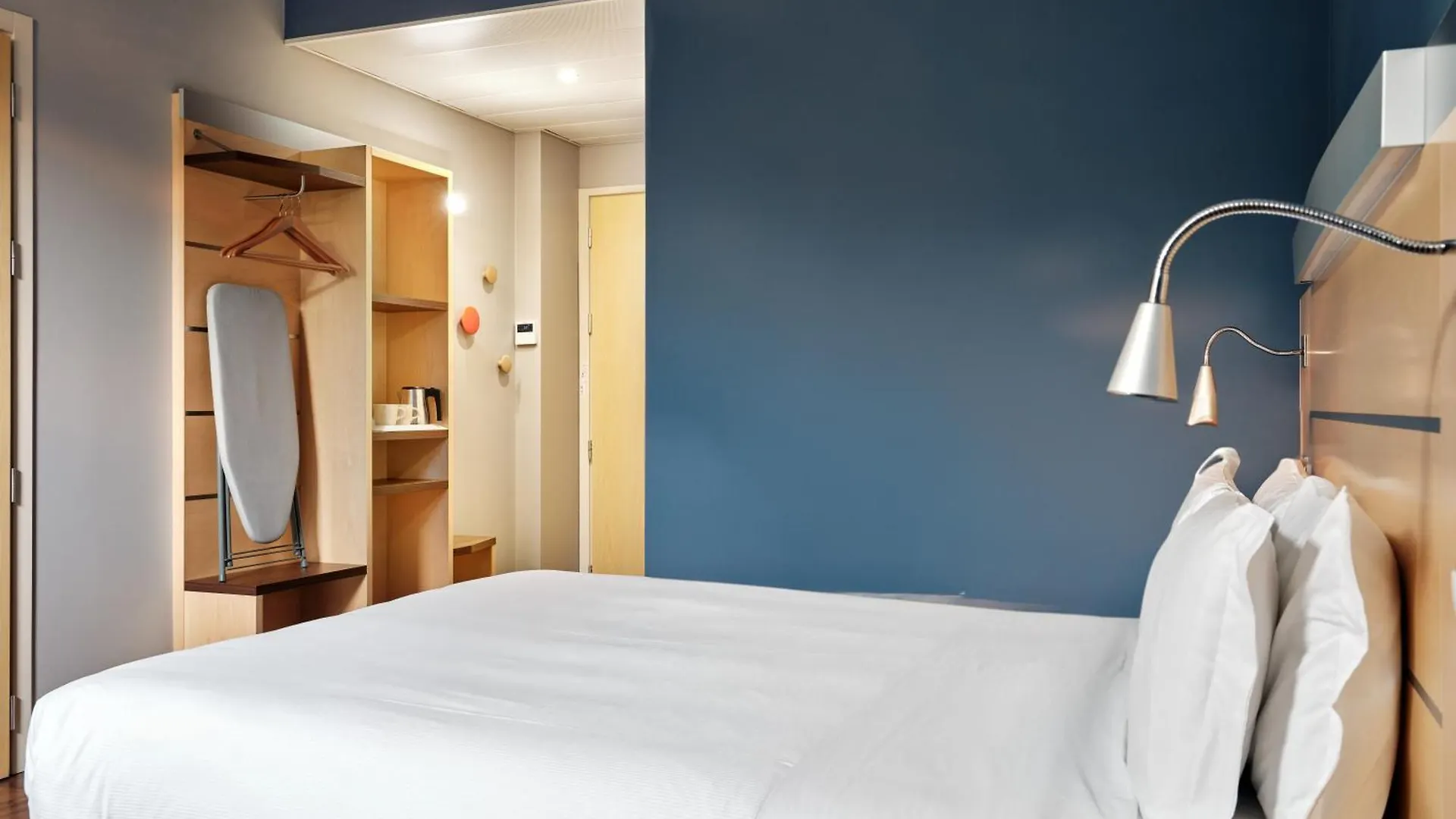*** Szálloda Holiday Inn Express Milan-Malpensa Airport By Ihg Somma Lombardo Olaszország