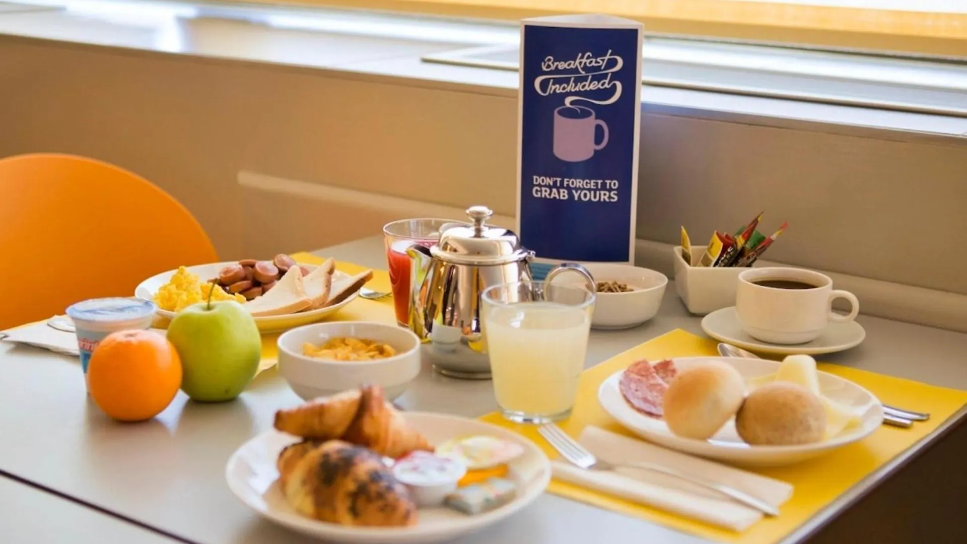 Holiday Inn Express Milan-Malpensa Airport By Ihg Somma Lombardo 3*,